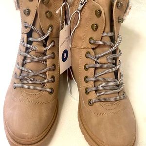 Universal Thread Suede Fur Lace Up Boots Color:Tan Size 10